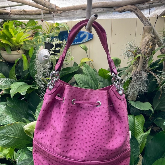 VTG FURLA Raspberry Pink Pebbled Leather w/Drawstring Feature - Picture 3 of 6